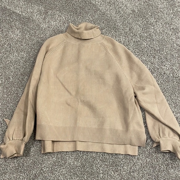 Sweaters - Brand new pink lily turtleneck sweater